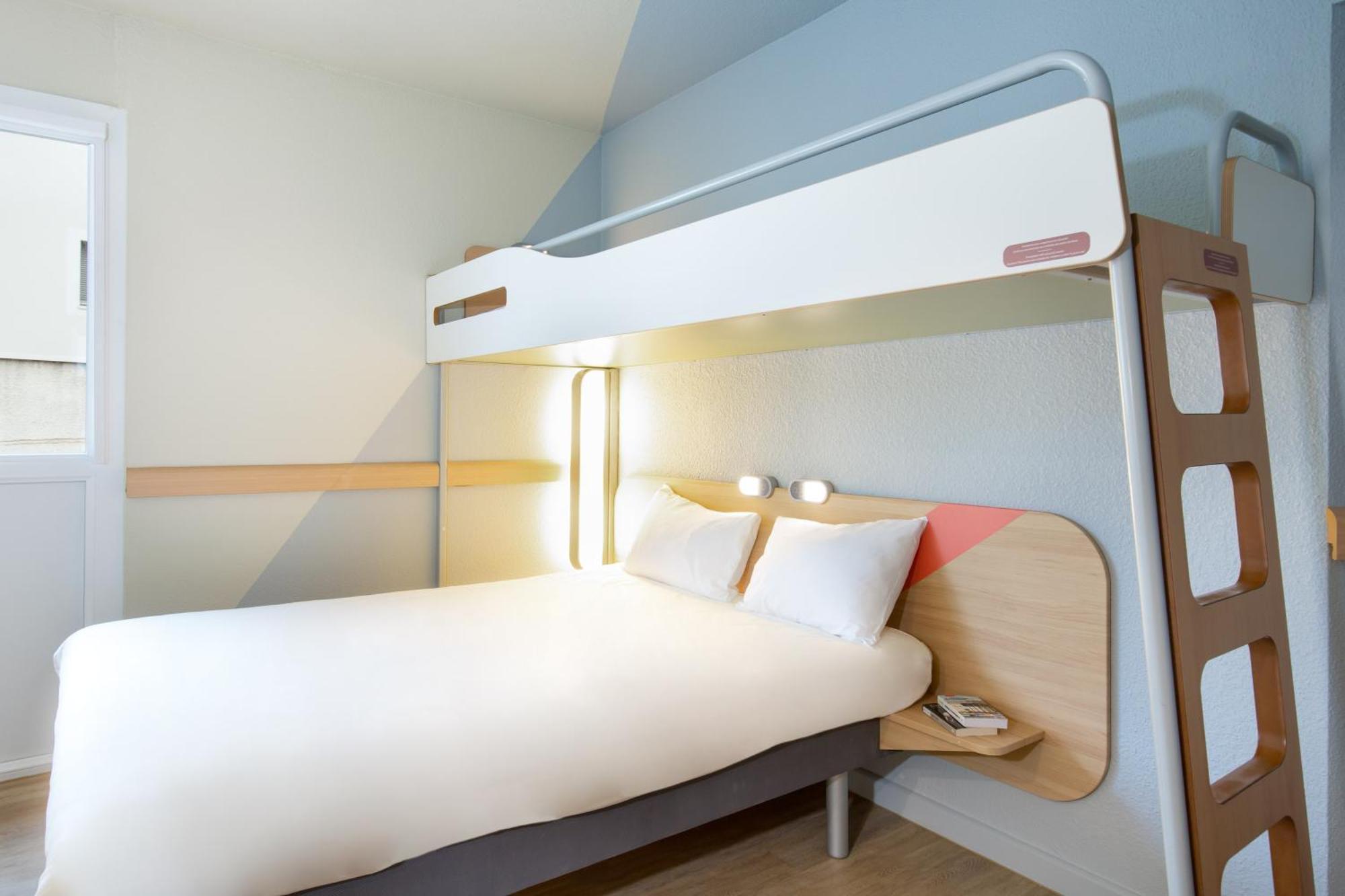 Ibis Budget Кавайон Екстериор снимка