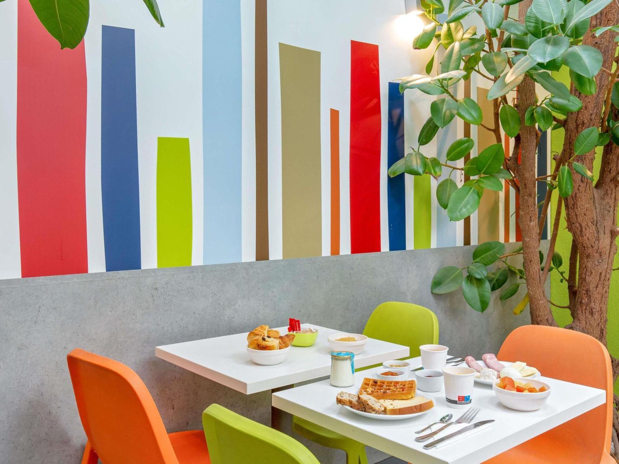 Ibis Budget Кавайон Екстериор снимка